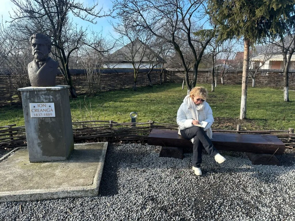 Gânduri și cuvinte scrise pentru un povestitor ghid, la casa memorială a celui mai mare povestitor român, Ion Creangă.